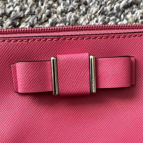 Coach Pink Bow Wristlet - Picture 2 of 4